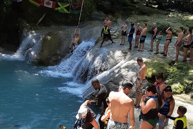 Private Combo Tour From Ocho Rios to Blue Hole and Dunn's River - What the $122 price includes