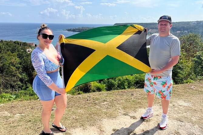 Private fun fill tour from Montego Bay to dunns river & blue hole - Dunn’s River Falls is the signature climb