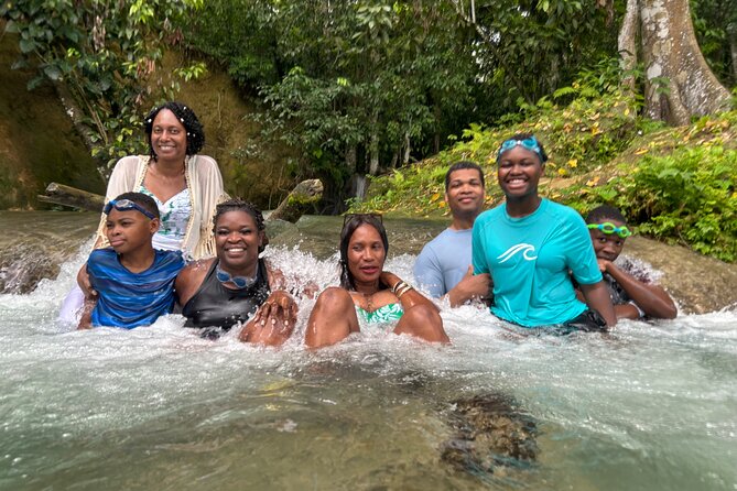 Private Half Day Tour at Benta Falls - Jamaican lunch after the falls