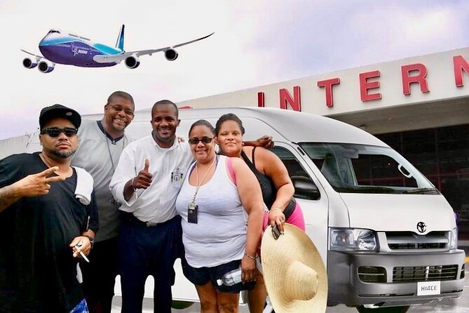 Private Luxury & Grand Bahia Principe Roundtrip Airport Transfer - The ride from the airport to Runaway Bay
