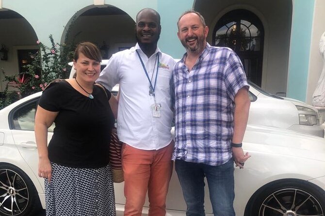Private Montego Bay Airport Taxi to Jewel Grande - Local drivers and the human touch