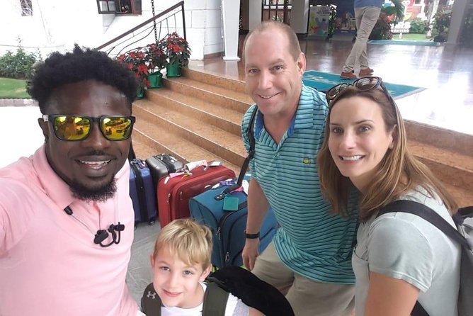Private Montego Bay Airport Taxi to Jewel Grande - A private ride changes the first hour of your holiday