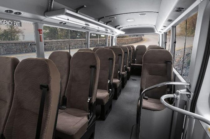 Private Montego Bay Airport Transfer to Montego Bay Hotels - What happens at the hotel