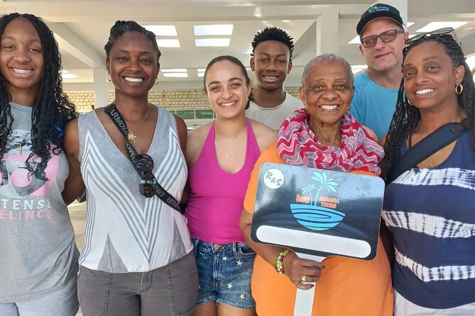 Private Montego Bay Airport Transfer to Ocho Rios Hotels/Airbnb - Meeting Scott outside the lobby