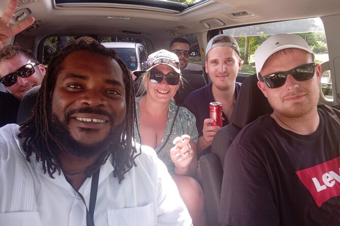Private Montego Bay Airport Transfer with a Local Guide - A calmer first half-hour in Montego Bay
