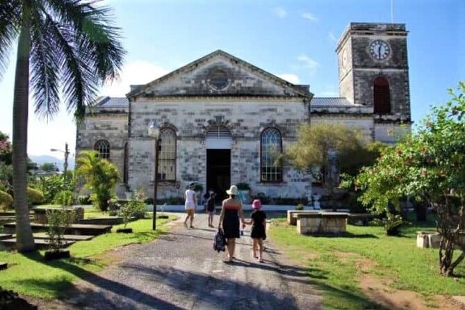 Private Montego Bay Highlight Tour with Local Guide - Guides Green and Charlie set the tone
