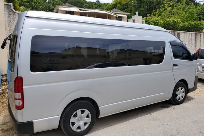 Private Negril Hotels Transfer from Montego Bay (MBJ)Airport - The 1.5 to 2 hour drive to Negril