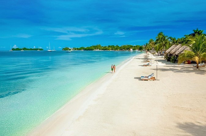[PRIVATE] Negril Sightseeing Tour with RickS Cafe Cliff Diving - Ricks Café and the cliff-jumping show