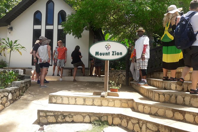 Private Nine Mile Tour from Montego Bay - The road from Montego Bay to Nine Mile