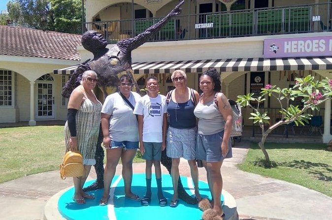 Private One-Way and Roundtrip Airport Transfer to Montego Bay Hotels - Communication and the human side of the service