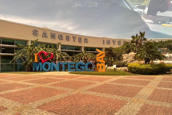Private Round-Trip Airport Transportation to Negril from MBJ - Why a private MBJ transfer helps after your flight