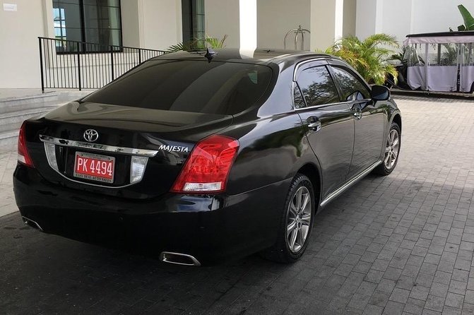 Private Round-trip MBJ Airport Transfer to Montego Bay Hotels - What makes this useful for families and groups