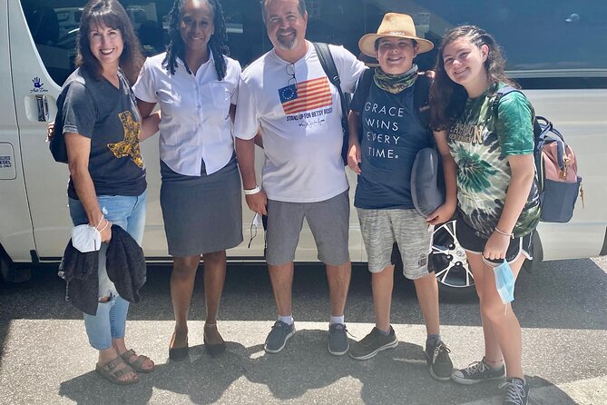 Private Roundtrip Airport Transfer to Resorts in Montego Bay - Who should book this transfer