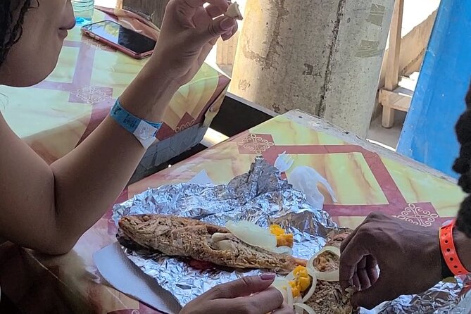Private Seafood Tour and Floyds Pelican Bar or Black River Safari - What the food focus really means