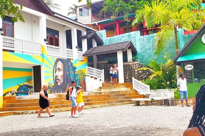 Private Tour Day-Trip Nile mile Bob Marley House With Admission - Should you book the Nine Mile Bob Marley tour?