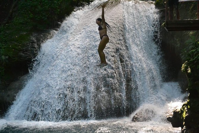Private Tour From Ocho Rios To Blue Hole Secret Falls and Shopping - The value of a private vehicle and driver-guide