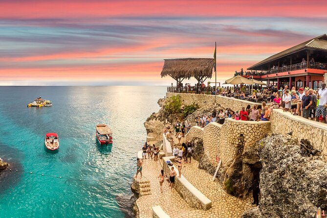 Private Tour of Negril Beach and Sunset at Ricks Cafe - Sunset, cliff jumping, and music at Rick’s Cafe