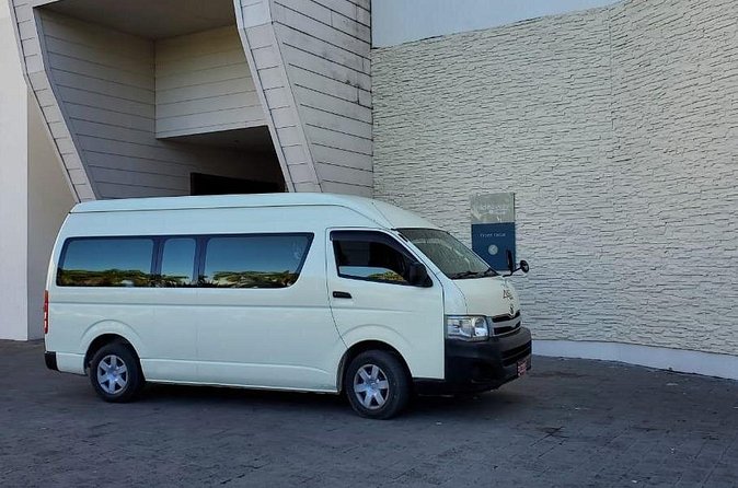 Private Transfer from Montego Bay Hotel to Negril Hotel - What Eric and Anthony add to the trip