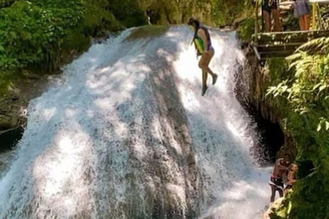 Private Transfer from Montego Bay to Dunns River Falls - Optional stops you can request