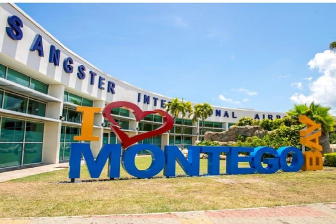Private Transfer from Negril to Sangster Airport (MBJ) - Steven Blake as driver and guide