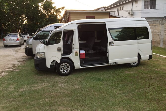 Private Transfer from Sangster Airport to Montego Bay Hotels - A Simple Start at Sangster International Airport