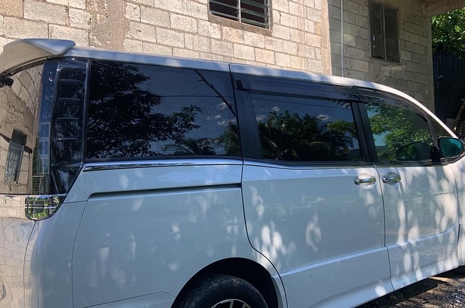Private Transfer Grand Palladium and Royalton Blue Water Resort - Is $60 good value for your group?