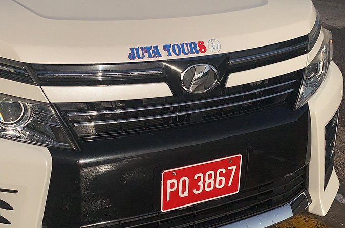 Private Transfer Grand Palladium and Royalton Blue Water Resort - Who will get the most from this transfer?
