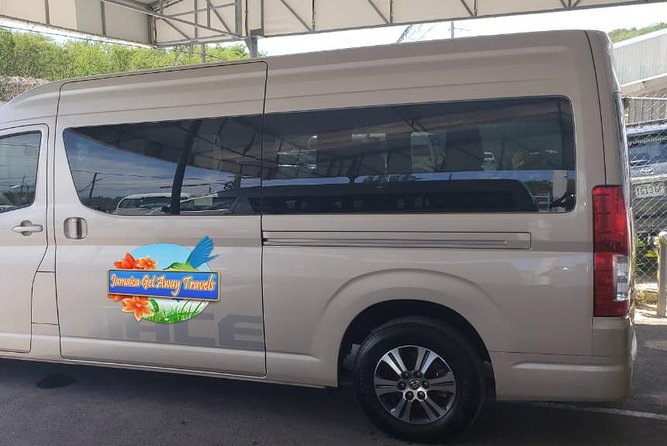 Private Transfer Montego Bay to Ocho Rios - Leaving Sangster International Airport without the usual scramble