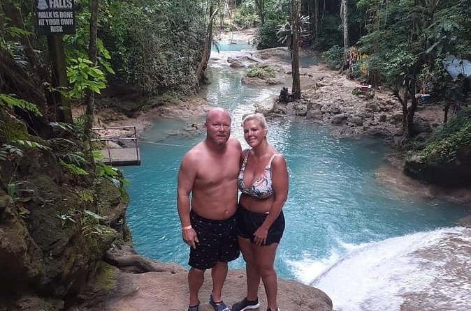 Private Transfer to Dunns River Blue Hole Tubing from Montego Bay - What the $110 price really buys