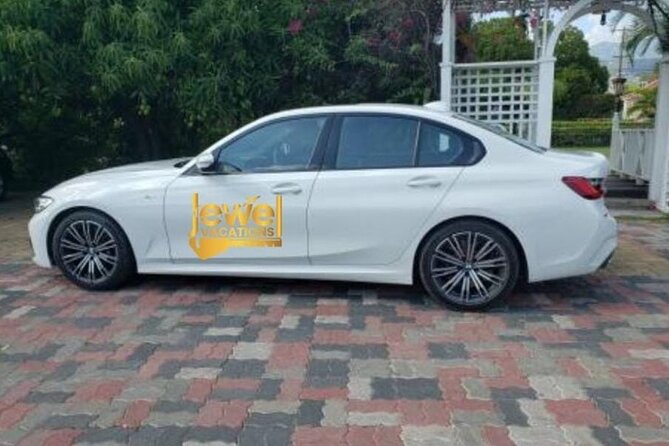 Private Transfers: Montego Bay Airport ↔ Runaway Bay Area - The return to Montego Bay Airport