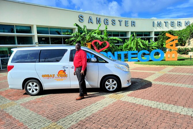 Private Transport: Montego Bay Airport to Grand Palladium - The safety point you should not skip