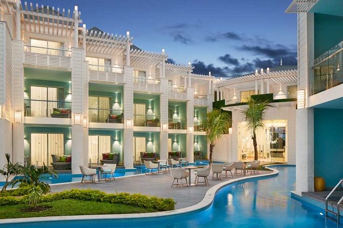 Private Transportation from Montego Bay Airport to Negril hotels - From Sangster Airport to your Negril resort