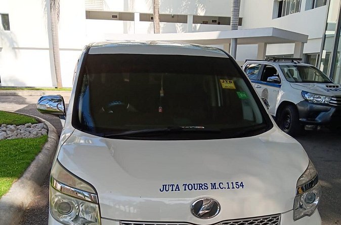 Private Transportation to and from Montego Bay Airports or Hotels - Cancellation and booking details