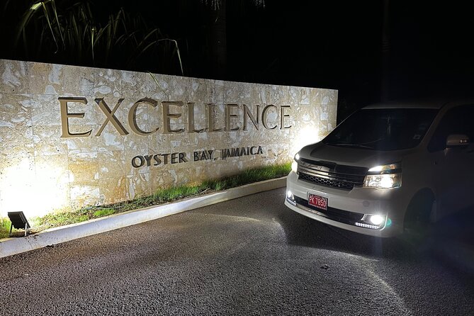 Private transportation to resorts in Negril, Montego Bay,Trelawny - The departure transfer and the three-hour tip