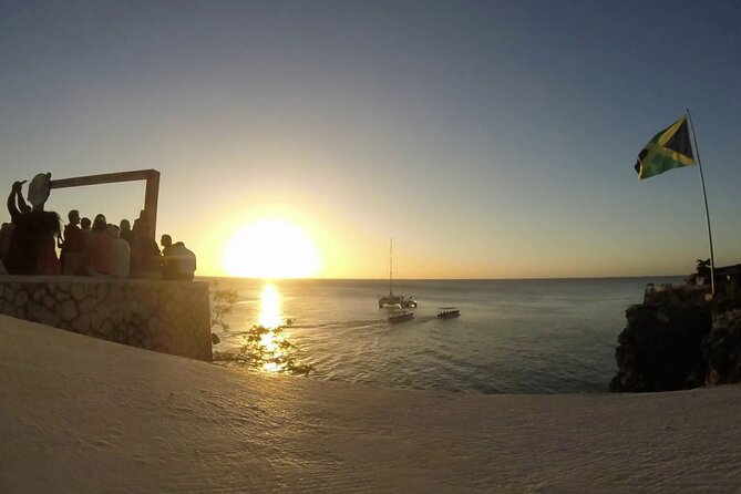 Private Trip to Blue Hole Mineral Springs, Negril & Ricks Café - What the private guide adds to the day