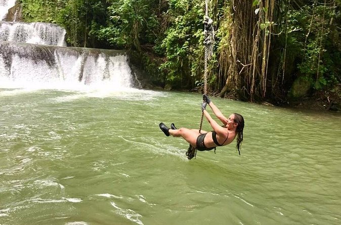 [PRIVATE] YS Falls from Negril - Entrance fees + Lunch Included - A Guide Who Makes the Drive More Useful