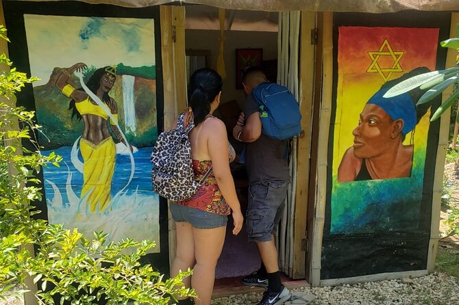 Rastafari Indigenous Village Tour - Fruit, juice, and food from the village