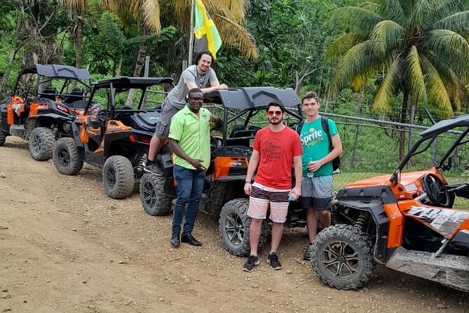 RastaSafari Experience from Montego Bay - Homemade Jamaican lunch after the safari