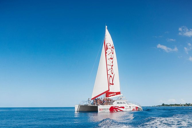 Reggae Catamaran and Snorkeling Open Bar Cruise Montego Bay - What $125 Includes