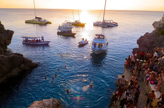 Rick's Cafe and 7 Mile Beach from Montego Bay - Weather, timing, and cancellation details