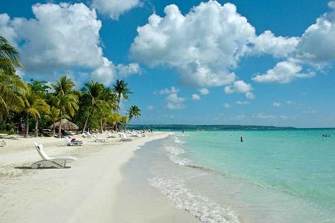 Rick's Café and Seven Mile Beach Private Tour - Who will enjoy this seven-hour outing