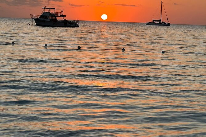 Rick's Cafe & Shopping in Negril - The value of a $40 private tour