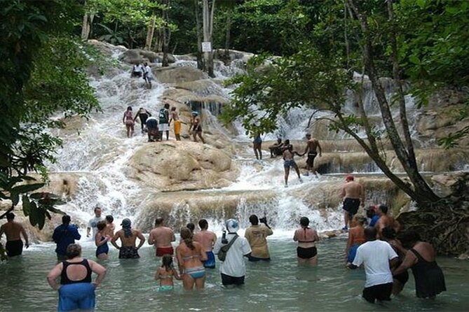 Rio Nuevo Bamboo River Rafting & Dunn's River Falls - Why combine Rio Nuevo and Dunn’s River Falls?