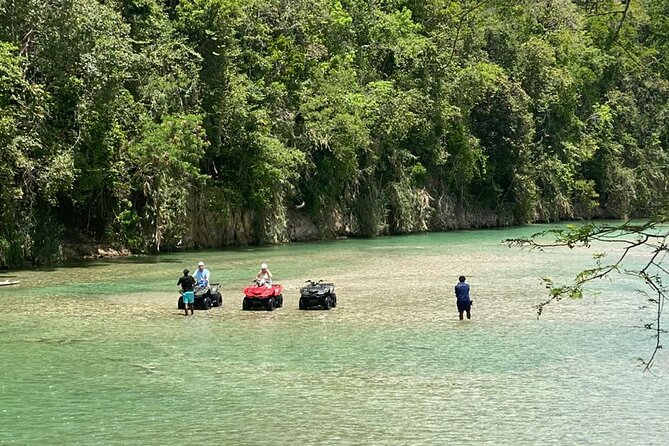 Rio Nuevo Village ATV - Meeting the guides and signing the waiver
