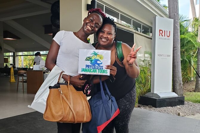 Riu Aquarelle private Airport transfer. - The 30 to 40 minute coastal drive