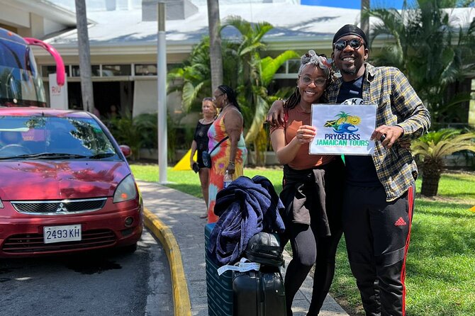 RIU Reggae Palace and RIU Montego Bay Private Airport Transfer - The driver can shape those first 15 minutes