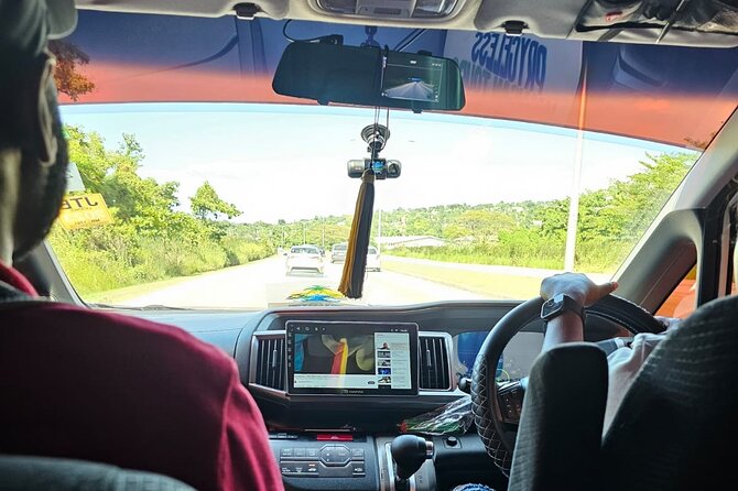 RIU Reggae Palace and RIU Montego Bay Private Airport Transfer - Comfort, timing, and the limits of the service