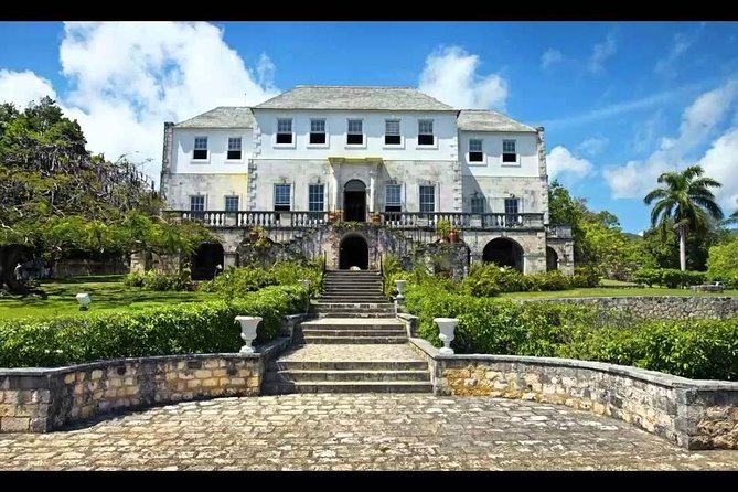 Rose Hall Great House and Luminous Lagoon Night [Transportation only ] - Why private transport changes the value