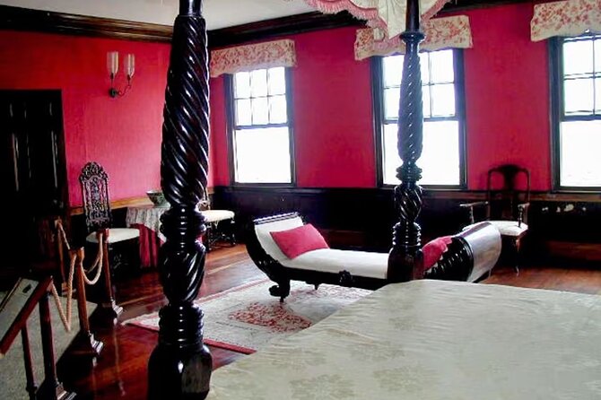 Rose Hall Great House and Montego Bay Tour - Three layers of history at the Montego Bay Cultural Center