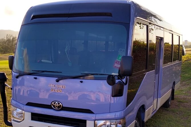 Round-trip Airport Transfer to Grand Palladium Resort & Spa - The return from the front lobby